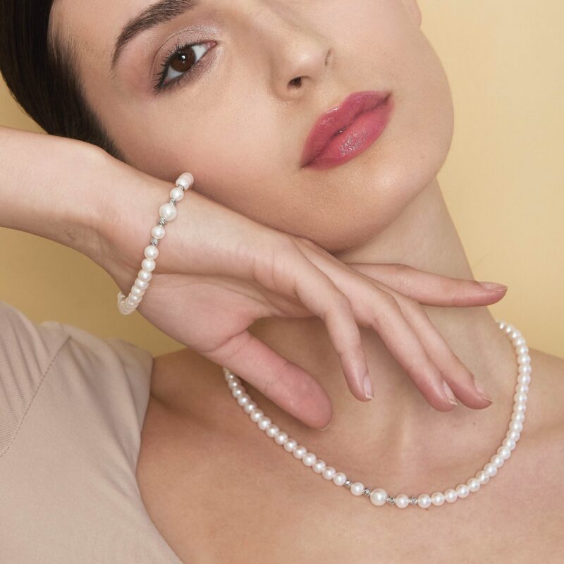 Collana con perle coltivate d'acqua dolce con sfere e chiusura in oro 18kt - Image 3